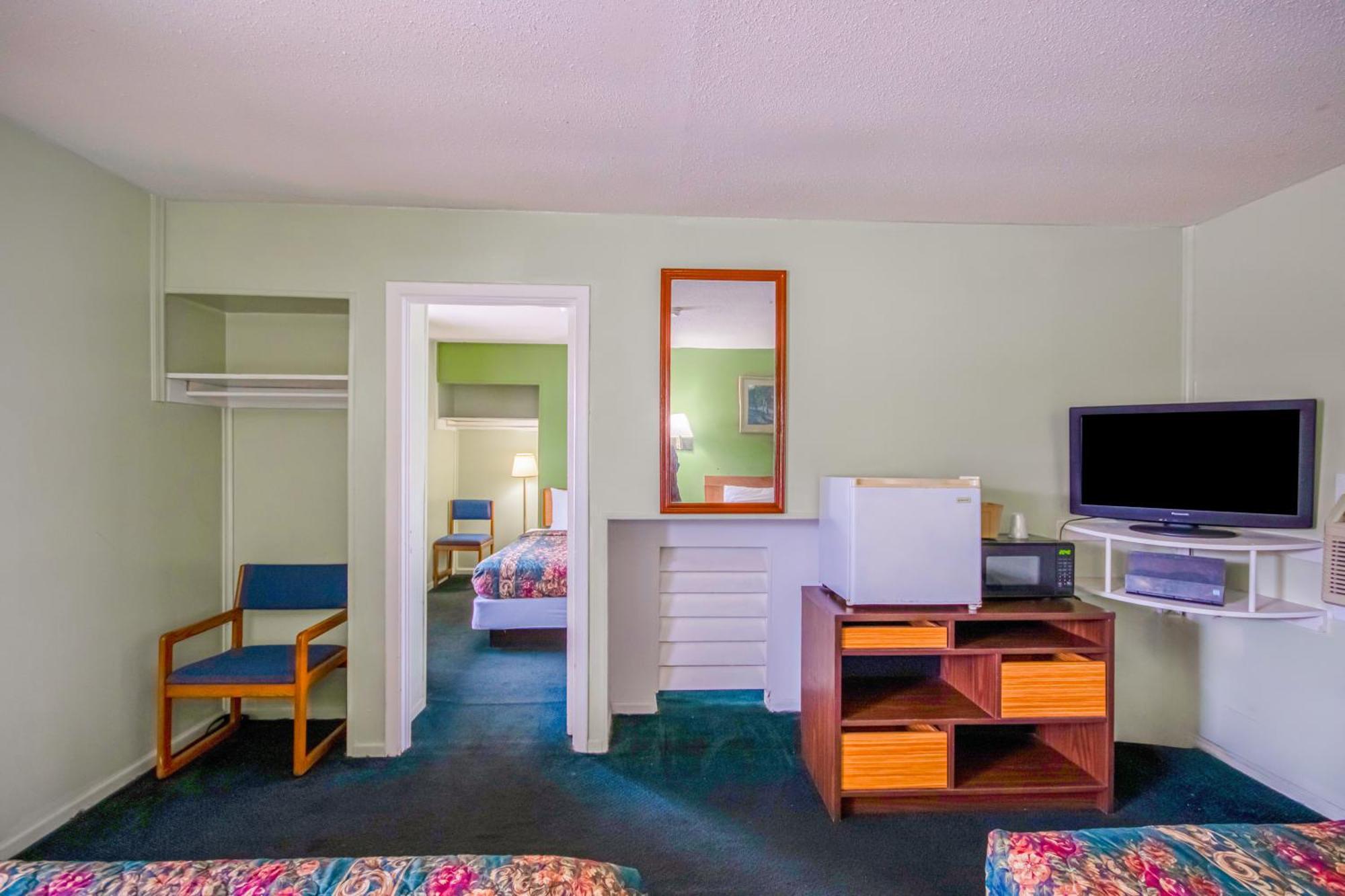 Oyo Travelier Motel Macon Ngoại thất bức ảnh